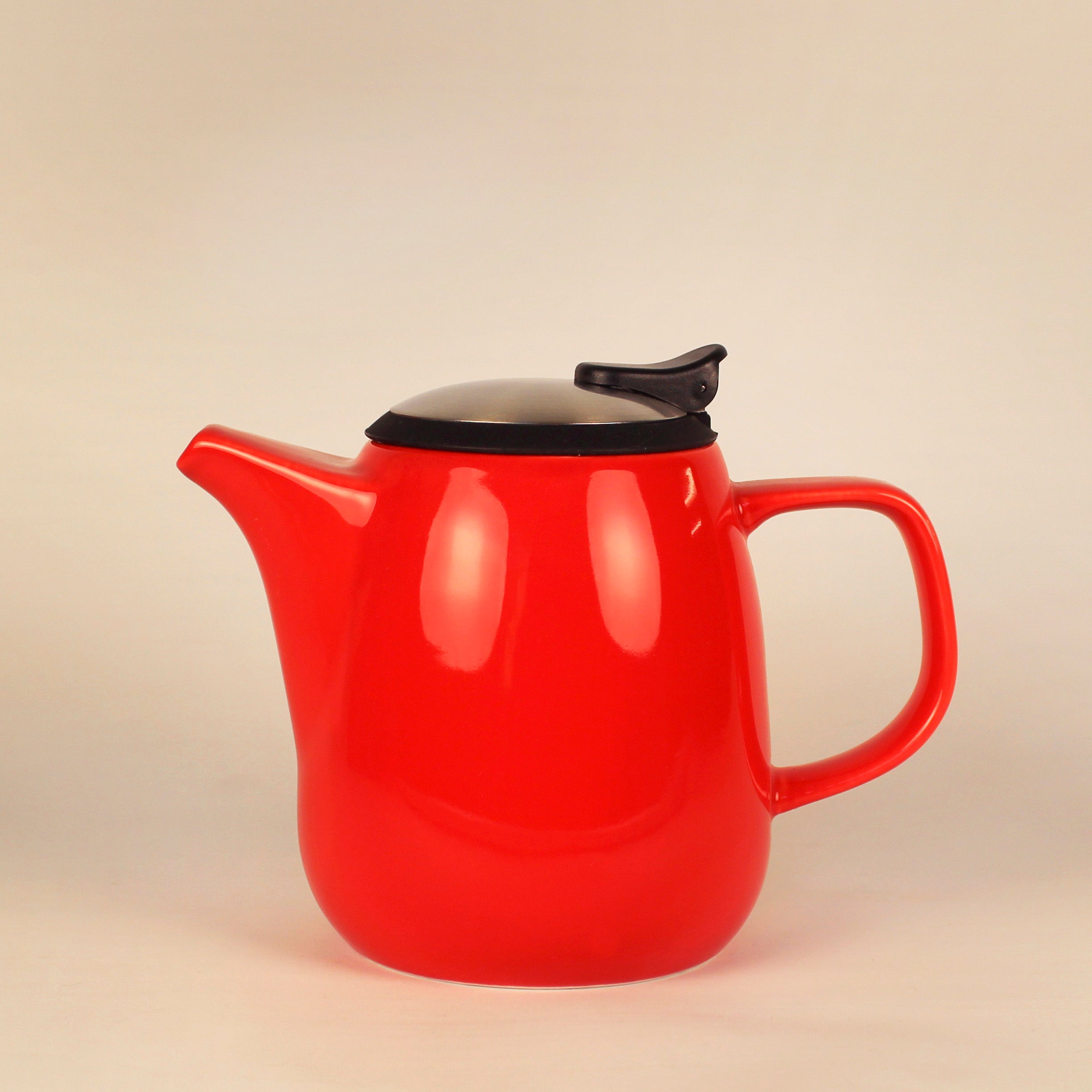 DAZE teapot 27oz ceramic